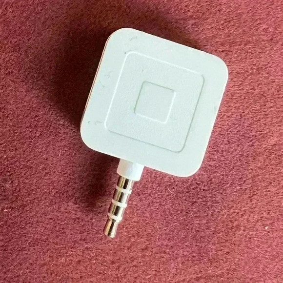 SQUARE READER FOR MAGSTRIPE Small credit card reader w/decal - Picture 1 of 3
